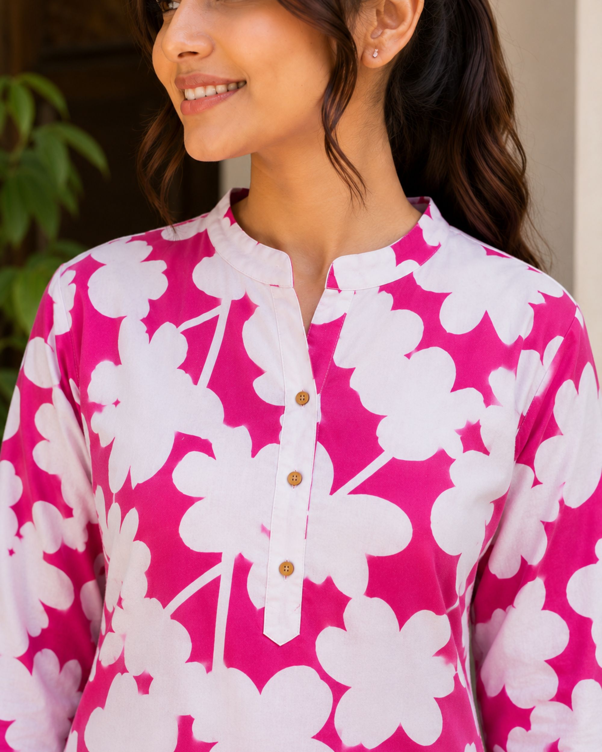 Women Bold Floral Print Pure Cotton  Straight Kurti | Blue & Pink | Band  Collar | Button Placket | 3/4 Sleeve